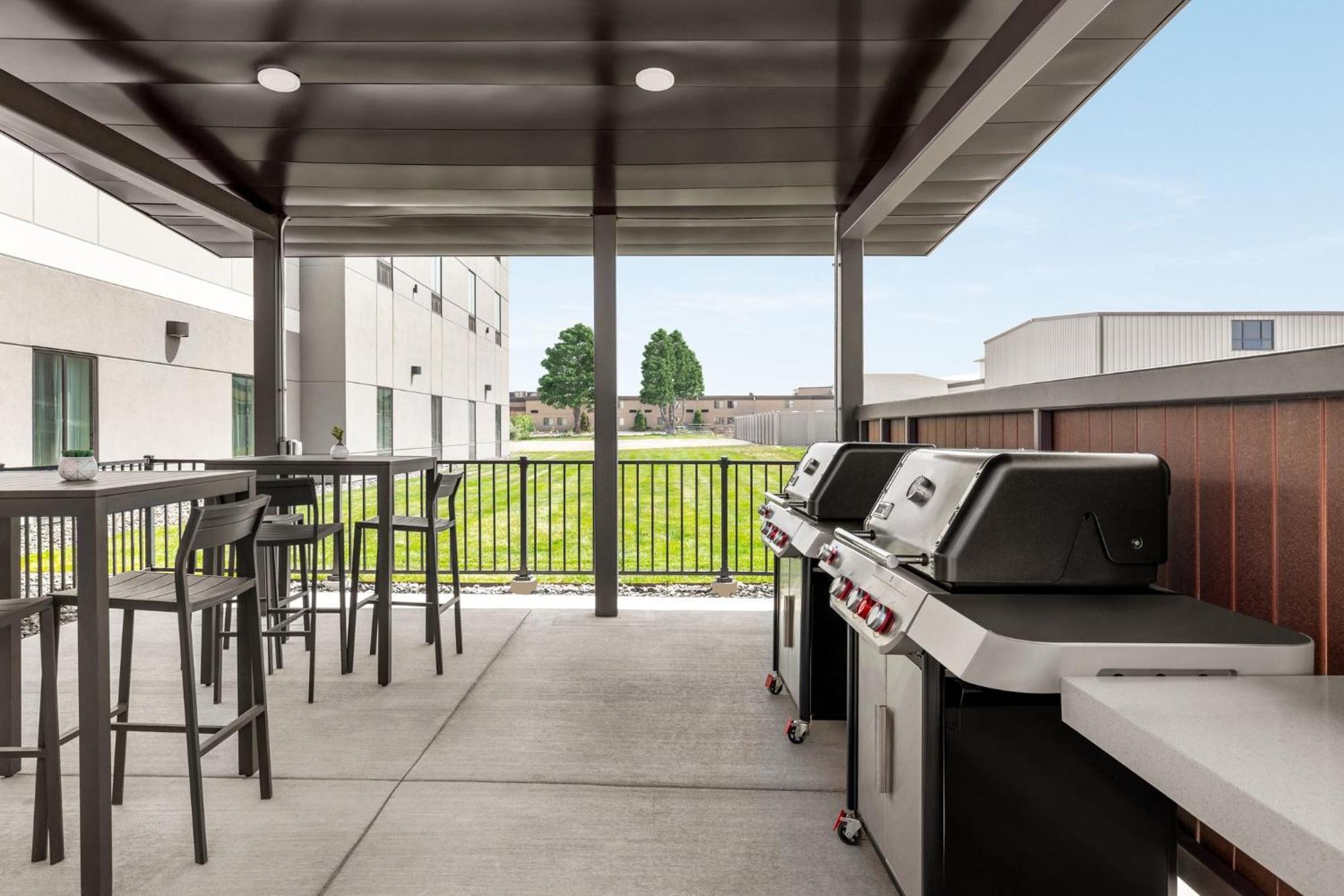Avid Hotel North Platte By Ihg Экстерьер фото